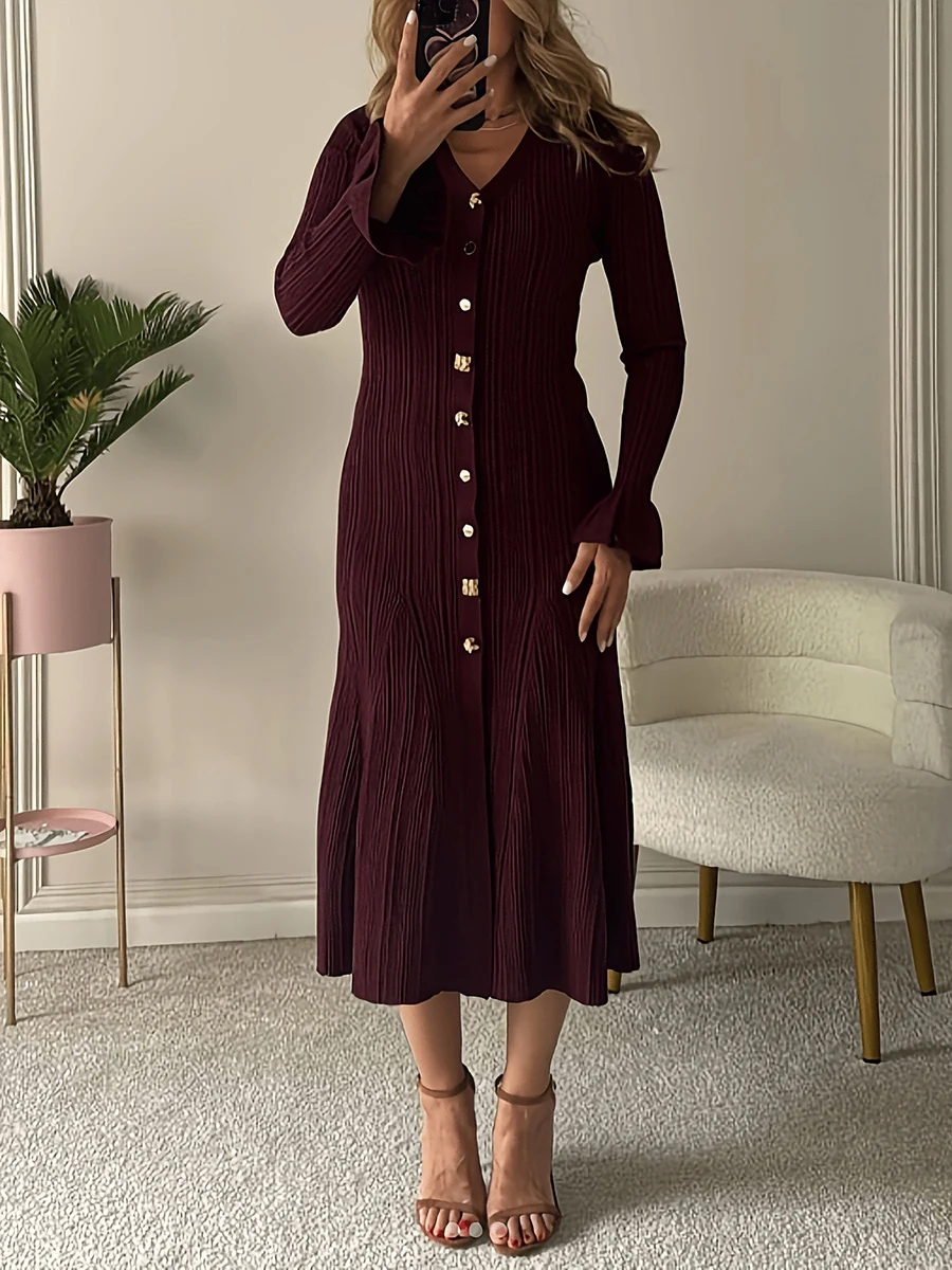 VGH فساتين محبوكة كلاسيكية على الطراز الفرنسي للنساء بياقة على شكل V وأكمام طويلة وخصر عالٍ فستان أنيق ثنيات موضة نسائية جديدة #3