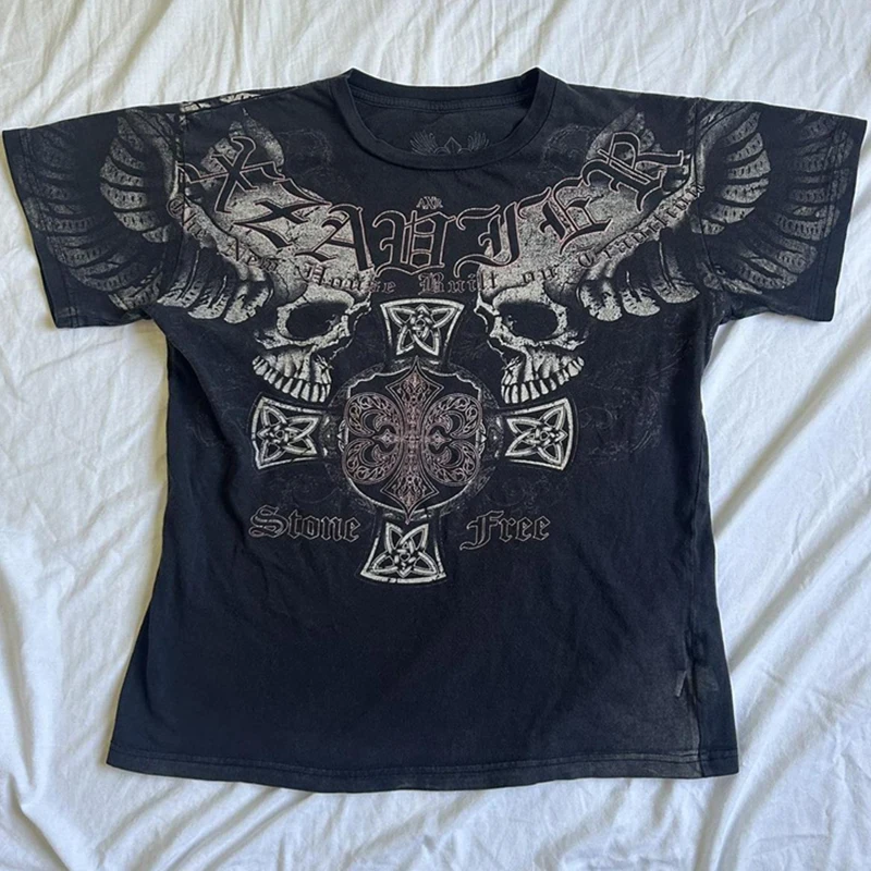 Camiseta gótica de estética de los años 2000 para mujer, remera Retro Y2K Grunge con calaveras y alas, Tops cortos con estampado gráfico Indie,