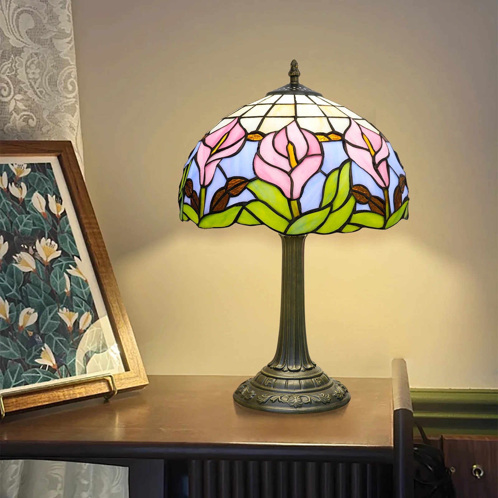 Modern Calla Lily Flower Desk Lamp, Stained Glass Desk Lamp, Handmade Table, Bedside Table, Night Light, Antique Craft Art Gift