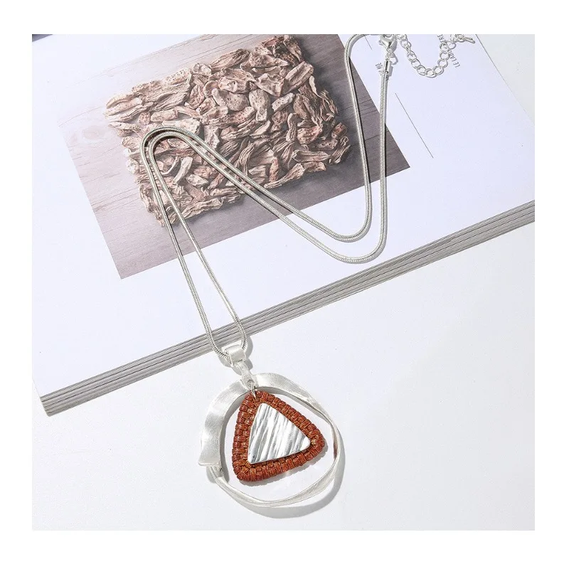 

Foreign Trade New Sweater Chain Women's Pendant High-end Versatile Jewelry Fashion Simple Long Chain Necklace