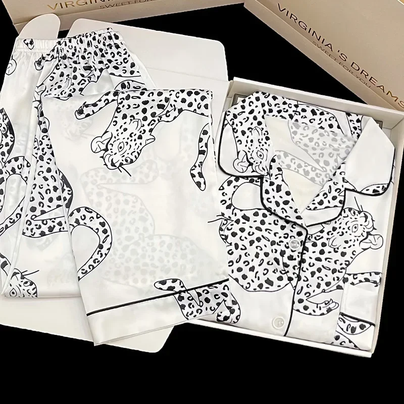 Conjunto de Pijama con estampado de leopardo para Mujer, ropa de dormir de satén de seda sintética, de manga corta, para primavera y verano, 2 piezas