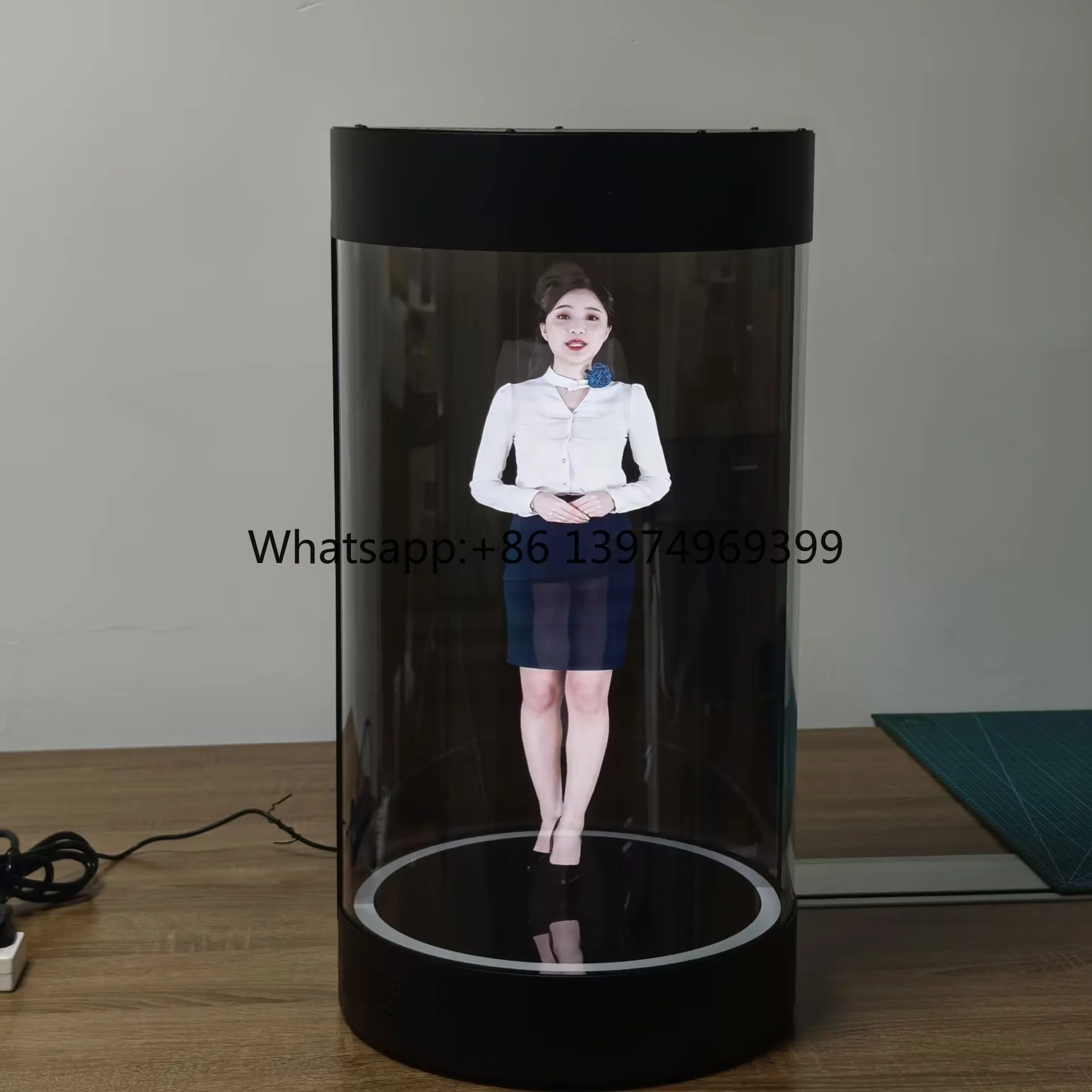 3D Hologram Projector Holoscreen 21.5 Inch 3D Holographic Cylinder 3d Hologram Digital Display Holographic Holobox