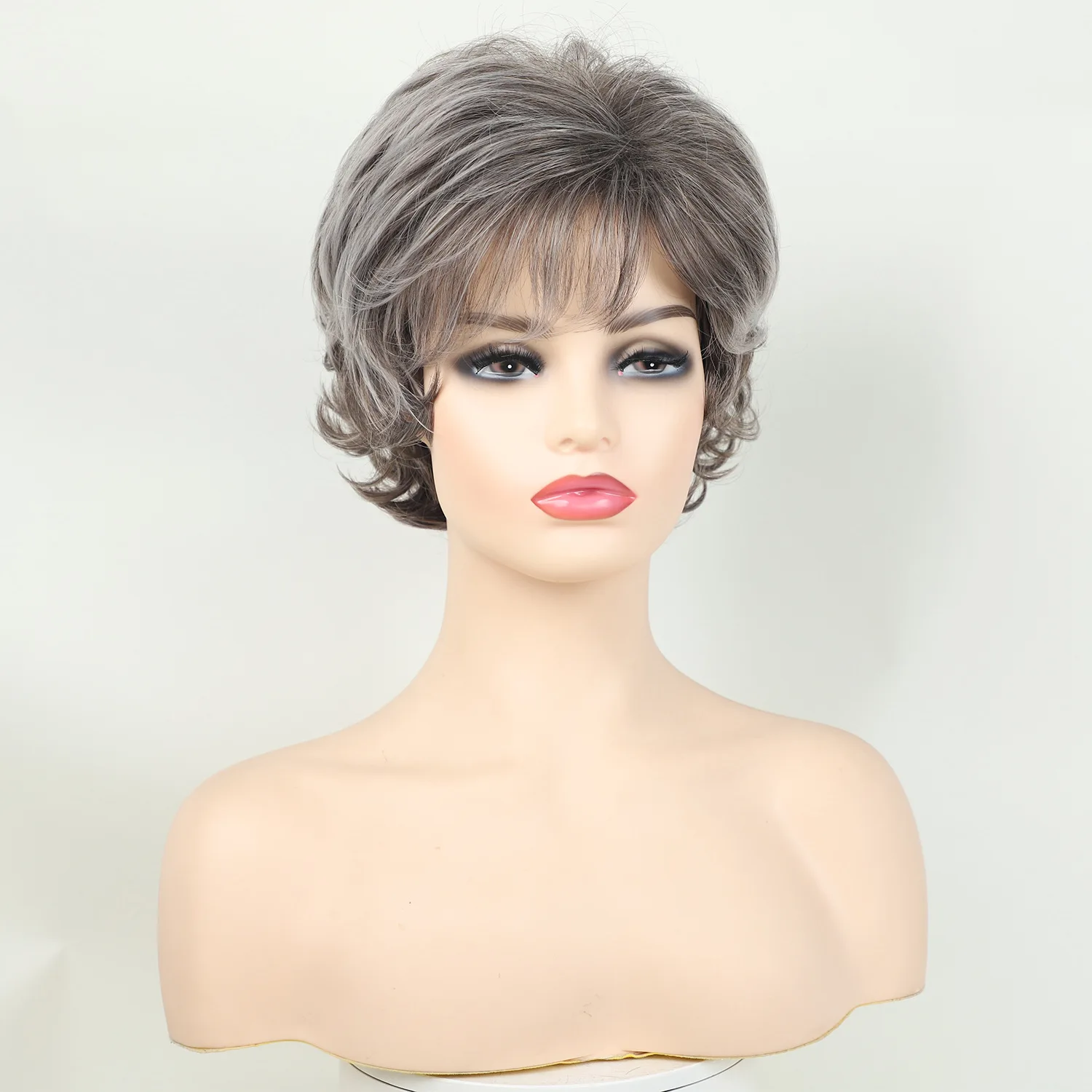 Synthetic Grey Gradient Wig Short Pixie Cut Wigs for Women Dark Root Realistic Straight Hair Mommy Wig with Bang