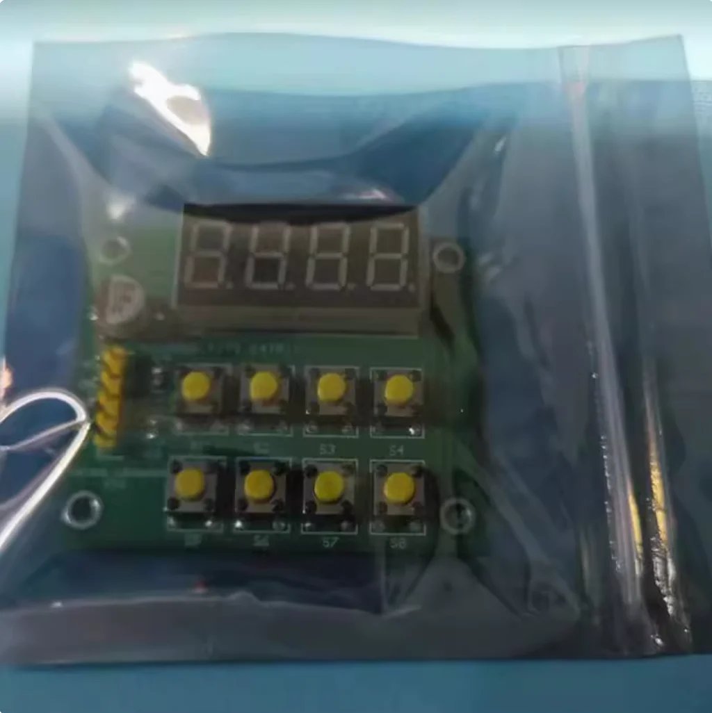 

Четырехбитный цифровой ламповый модуль TM1650, нужны только 2 ввода-вывода с модулем дисплея клавиш 51, MCU STM32