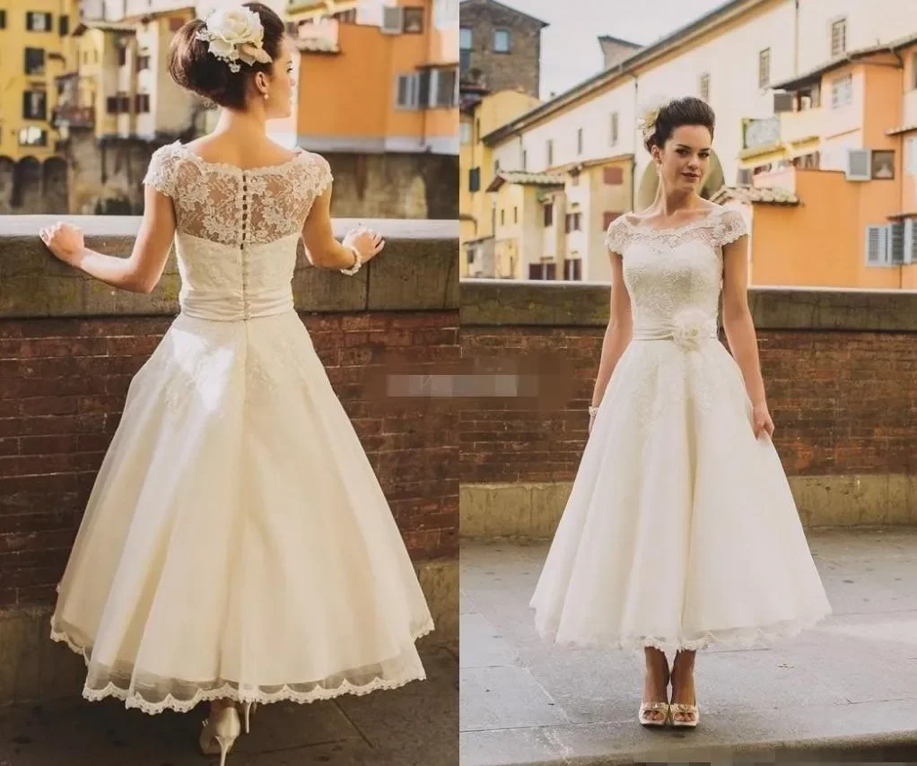 

2026 Retro Vintage Short Wedding Dresses Illusion Neck Cap Sleeves Lace Beads Buttons Ankle Length Sash Organza Bridal Gown