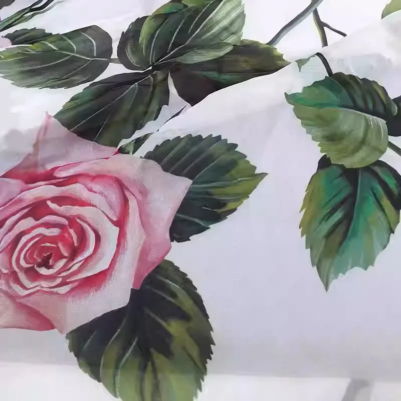 

White Background Rose Flower Printed Natural Silk Chiffon Fabric For Dress Telas Para Costura Tissus DIY Cloth Sewing Material