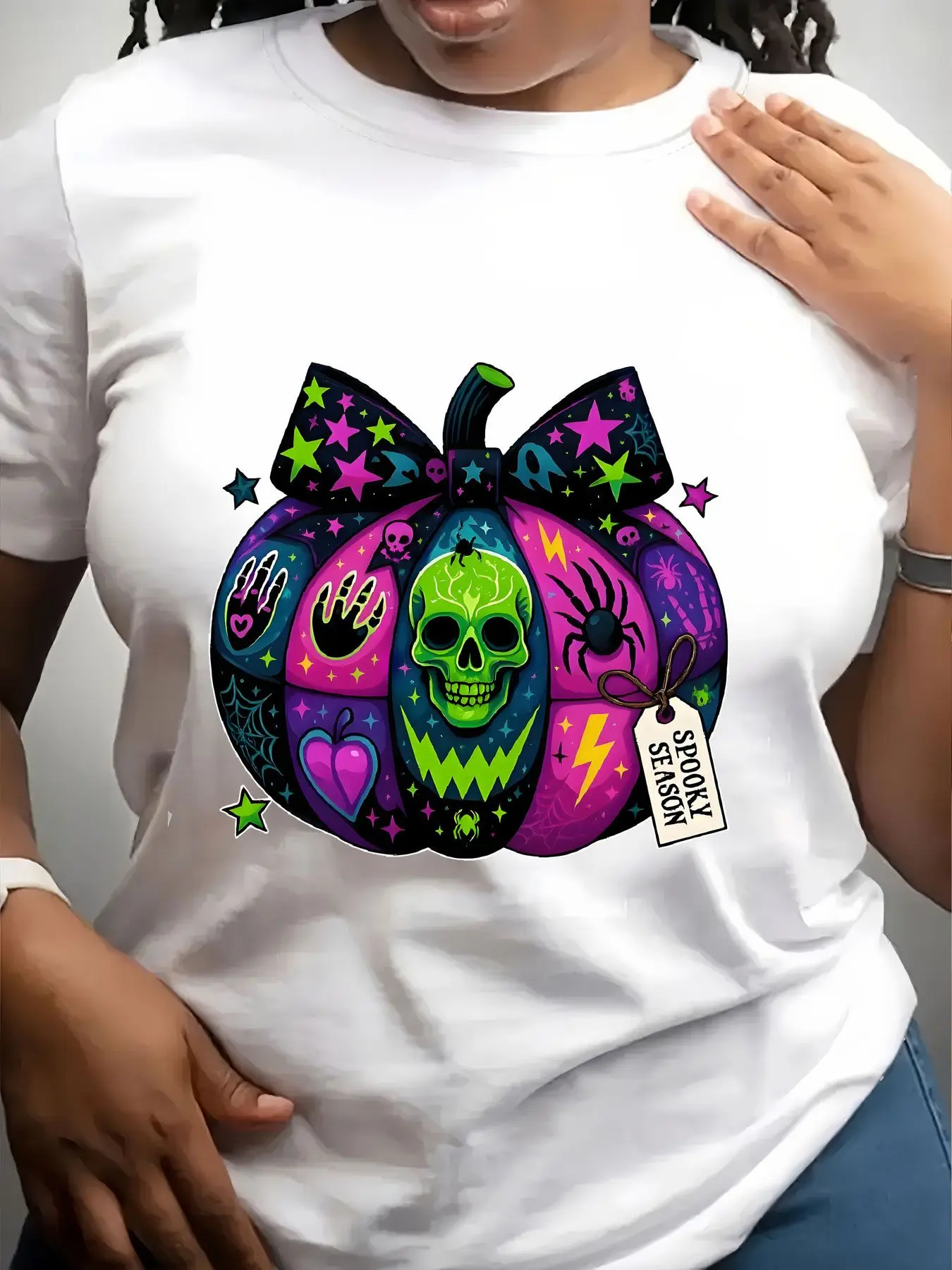 Women's Trendy Crew Neck T-Shirt Colorful Halloween Pumpkin Skull Design Suitable for Casual Sportswear