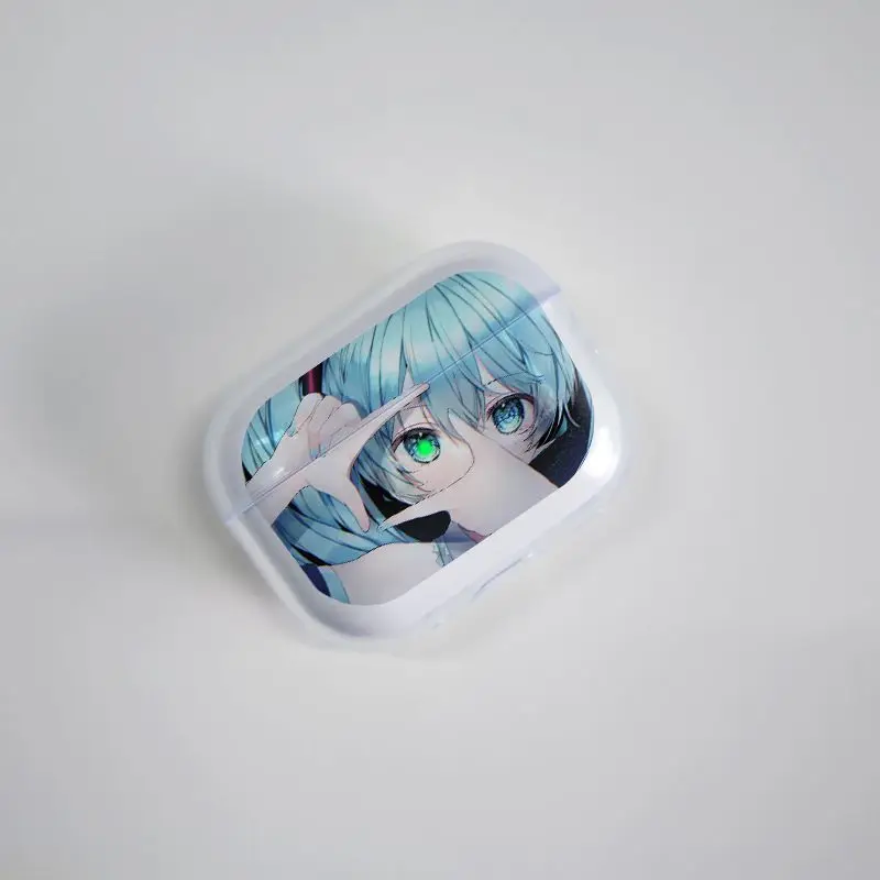 Hatsune Miku حافظات سماعات أذن من السيليكون من مادة البولي يوريثان الحراري لأجهزة Airpods 1 2 3 4 Pro Pro2 Pro3 مقاومة للصدمات مع حزام الحبل حقيبة سماعة الرأس المضادة للضياع