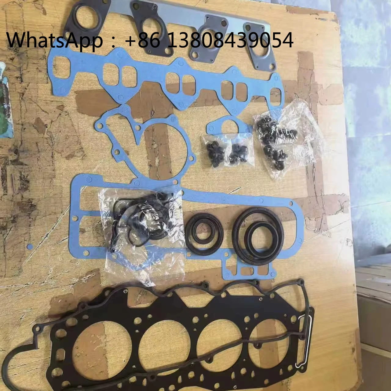 

Hot Sell Popular Auto Part 8ASX-10-271 8ASX10271 Full Gasket Set Engine Gasket Kit for FORD RANGER MAZDA B-SERIE Engine WL-T