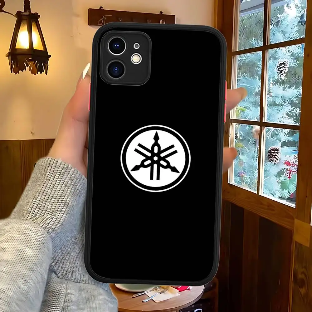 Y-YAMAHAs شعار جراب هاتف آيفون 16e 16 15 14 13 12 11 برو ماكس X XS ماكس زائد Spuerstar ماتي غطاء #3