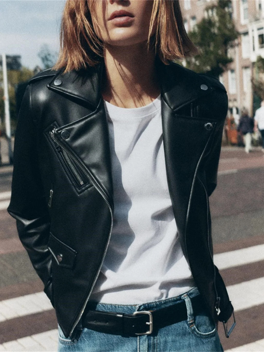 Faionable motocicleta Sle cuero Jaet mujer de gama alta sensación cierre de cremallera PU abrigo de cuero nueva llegada de otoño