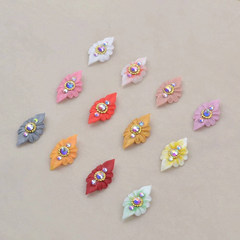 Flores de lujo mezcladas de 5 piezas para decoración de uñas, dijes 3D hechos a mano, flores secas de verano, mariposa, accesorios para uñas Kawaii DIY