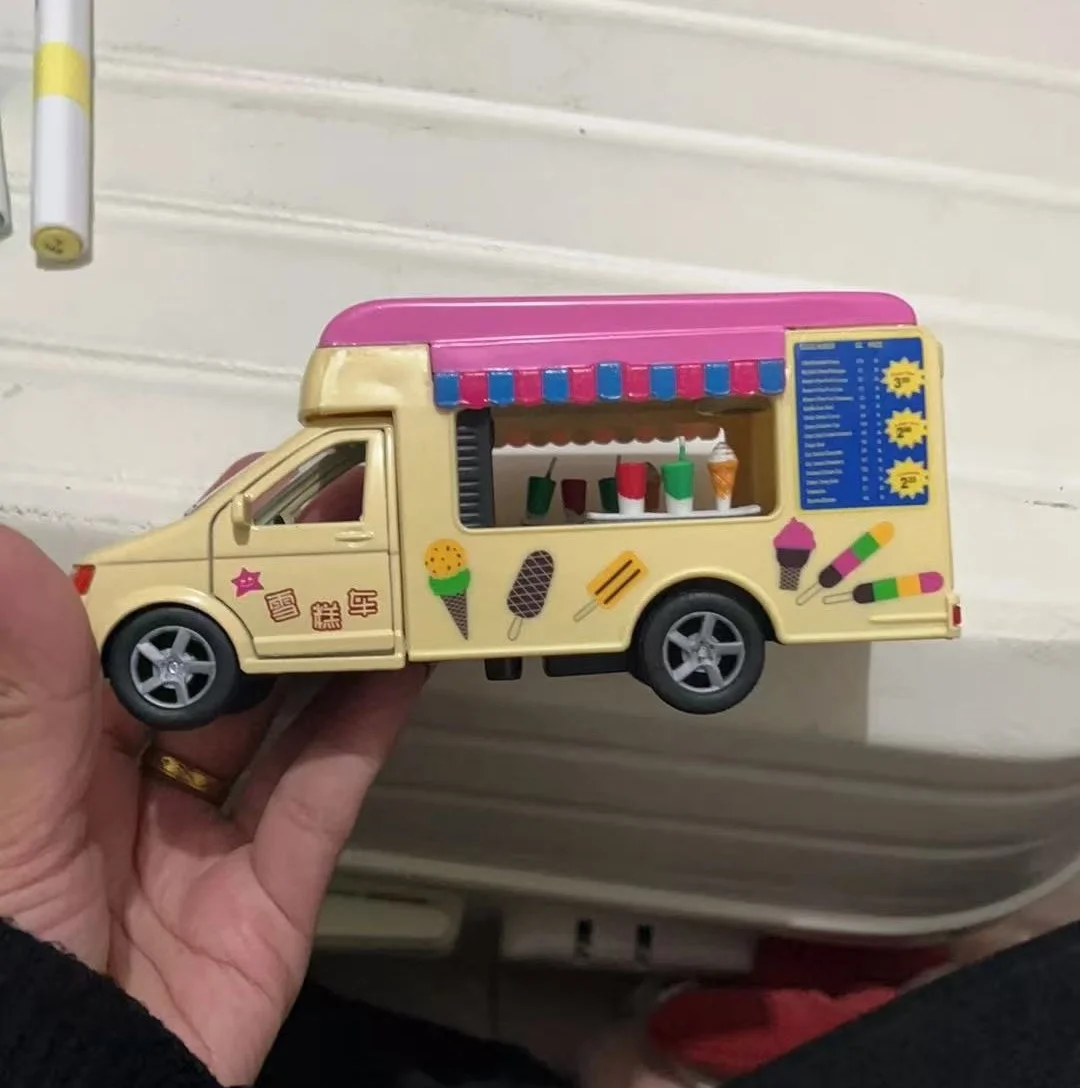 1:32 Simulation ice cream truck Food truck store toy alloy model Sound and Light car pull-back vehicle kids baby gift