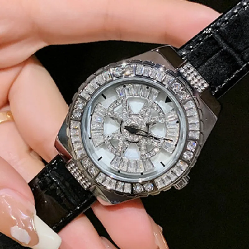 New Disc Women Watches Light Luxury Fashion Lady Quartz Watches Rotating Dial Waterproof Strap Relogio Feminino A Prova Dágua