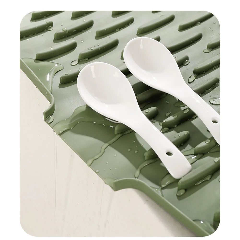 

Silicone Table Mat Kitchen Countertop Placemat 40*32cm Anti-Slip Shock Absorption Heat Resistance Up To 260°C Water Drainage