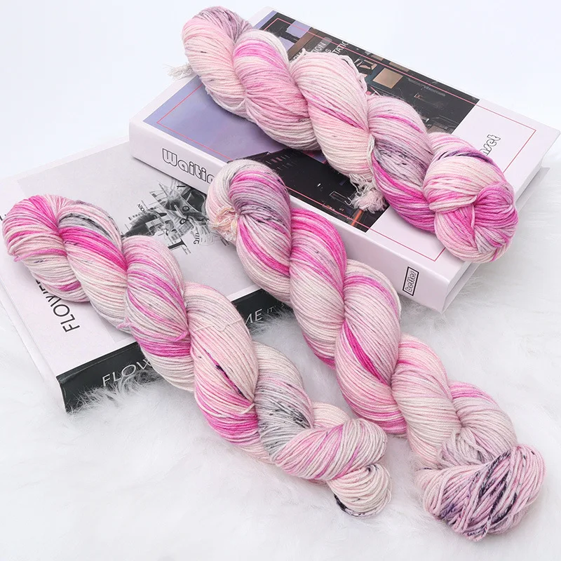 100g Hand Dyed Pure Merino Wool Yarn Colorful Wool Yarn Fine Spun Thread, soft and skin friendly Thread ball