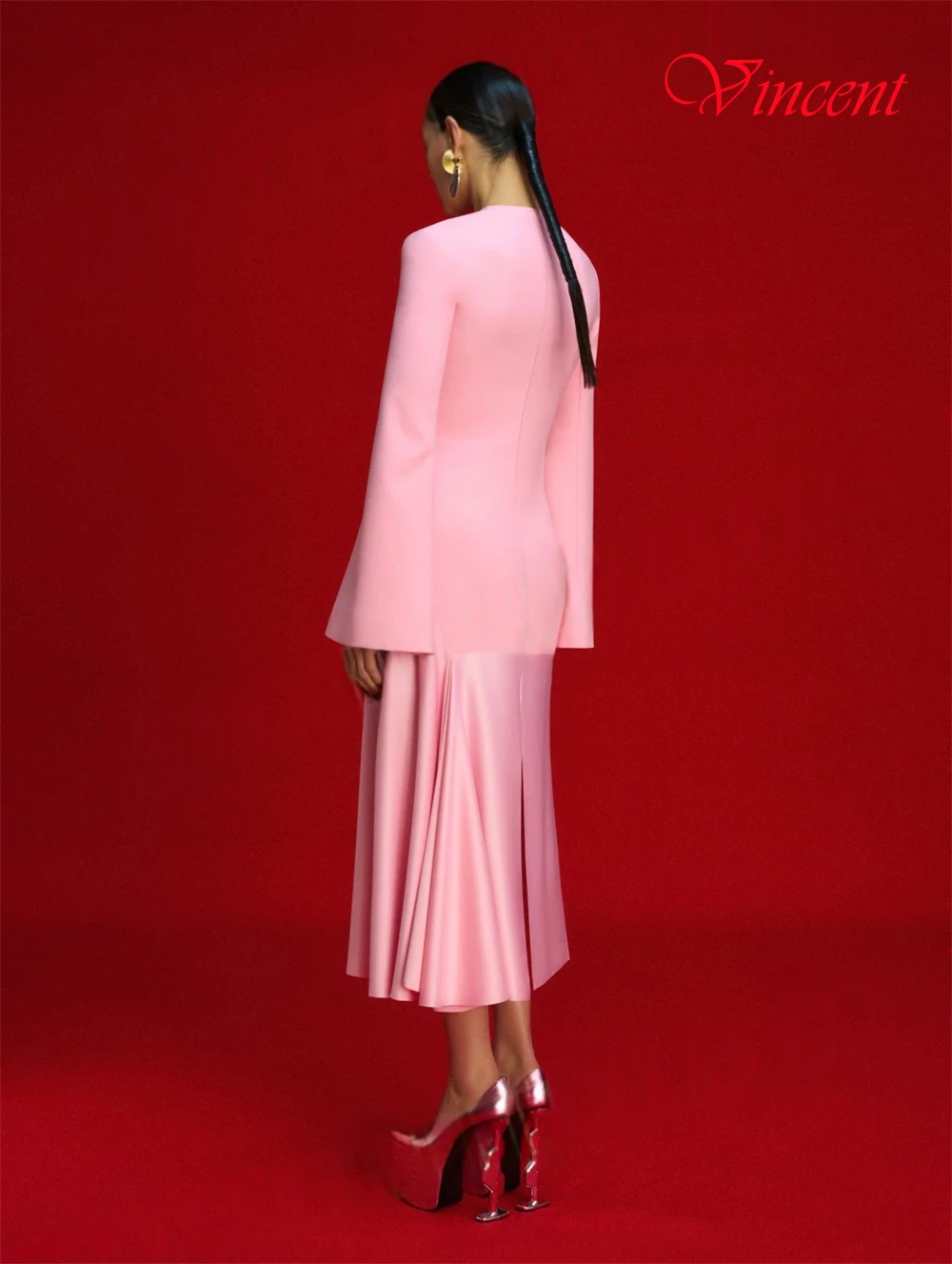 Customized Simple Pink Satin Evening Dress Classic O-Neck Long Sleeves Celebrity Gowns Fashion Straight Tea Length Prom Dresses