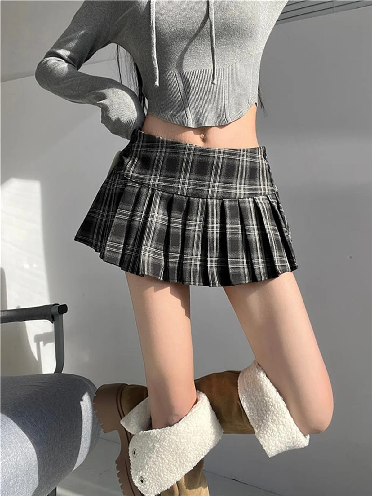 

Mini Skirts For Woman Black Plaid Skirts Women Y2k Clothes Cute Short Skirts Vintage Pleated Skirts Tweed Summer Outfits