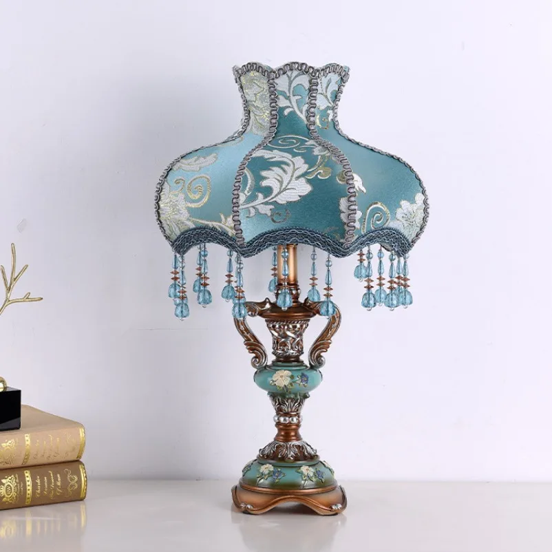 European bedside lamp warm desk lamp bedroom creative luxury American retro simple modern desk lamp