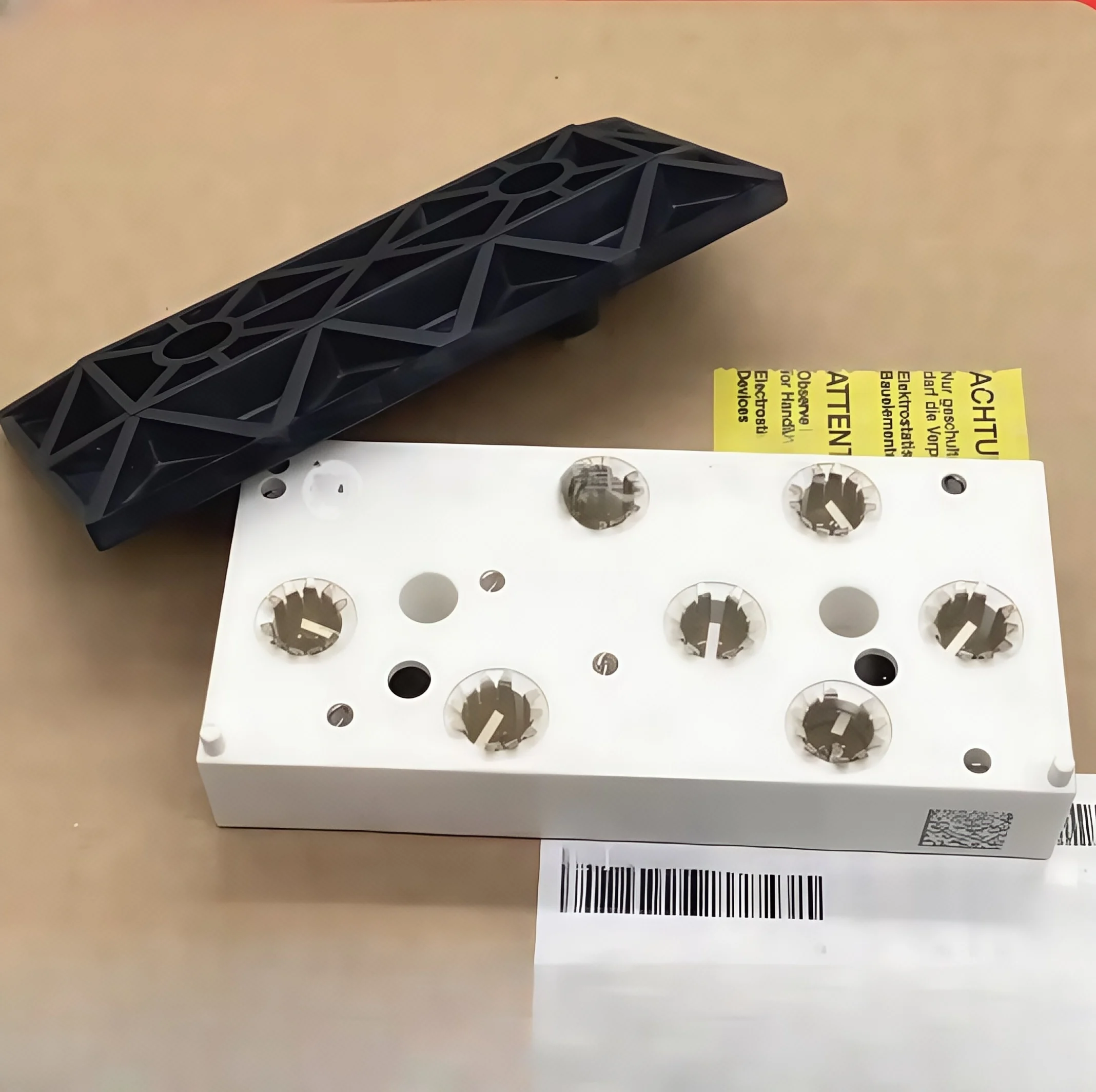 SKIIP83AC12IT1 SKIIP83AC128IST1 SKIIP82AC128IST1 SKIIP83AC12T4IT1...SEMIKRON modules, imported original stock!