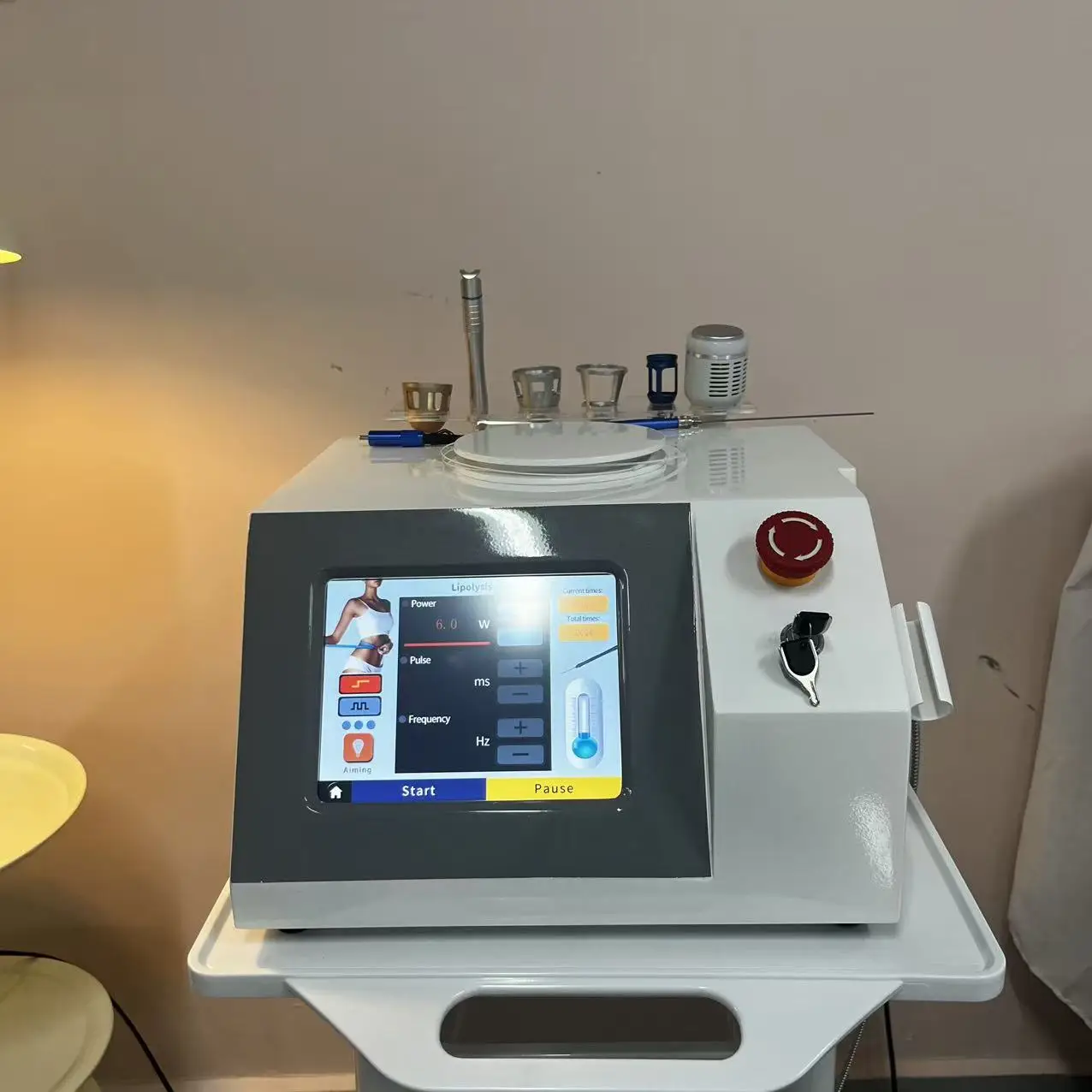 

980NM Diode Laser 6 in 1 Capillary Removal Machine High Power Lipolysis Blood Vessel Removal Pink Spider Vein Treatment Fungi