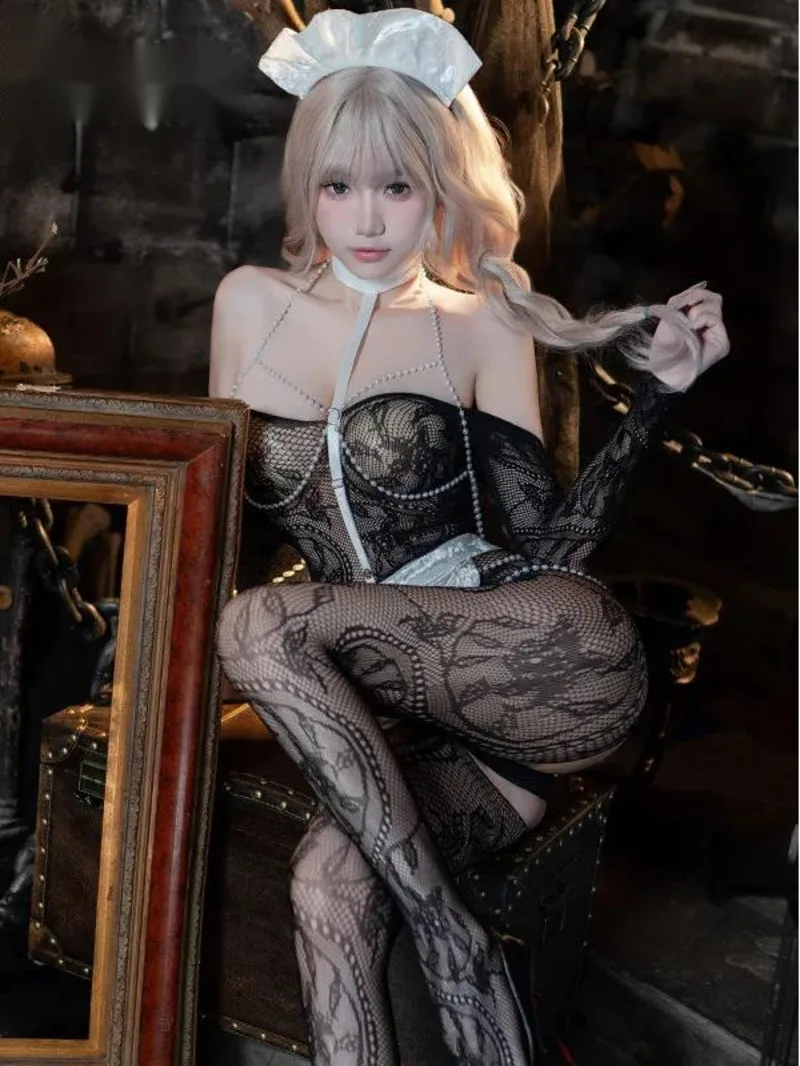 

Mesh Sheer Feminine Touch Strapless Neck Hanging Jacquard Crotch Pearl Maid Women Rompers Clothing Body Suits Lace Jumpsuit W5I0