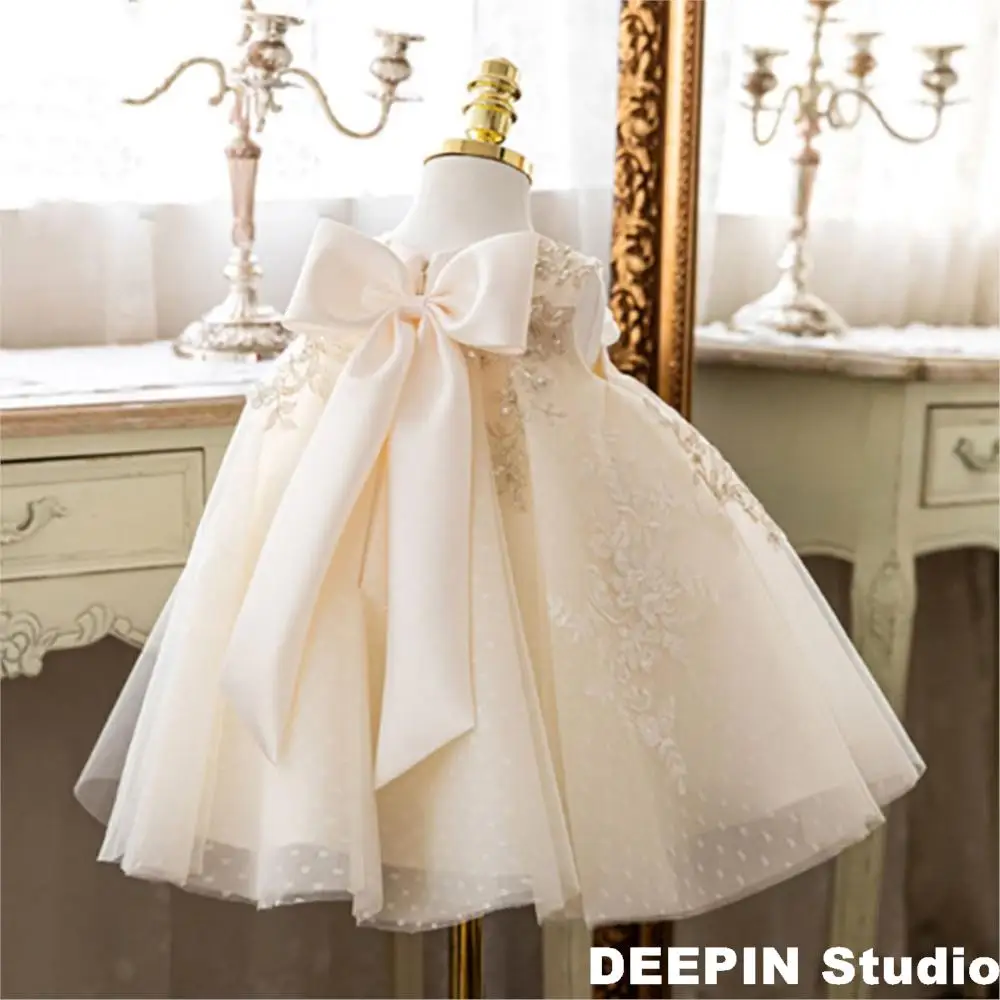 Girls Princess Dress 2024 New Kid Birthday Catwalk Princess French Style Dress Flower Girl Wedding Performance Cake Fluffy Dress