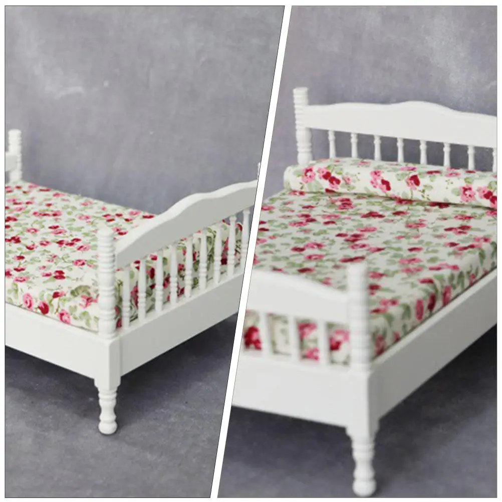 

Wooden Double Bed Mini House Decor High Quality Cloth Material Micro Landscape Ornament Small House Accessories DIY Home