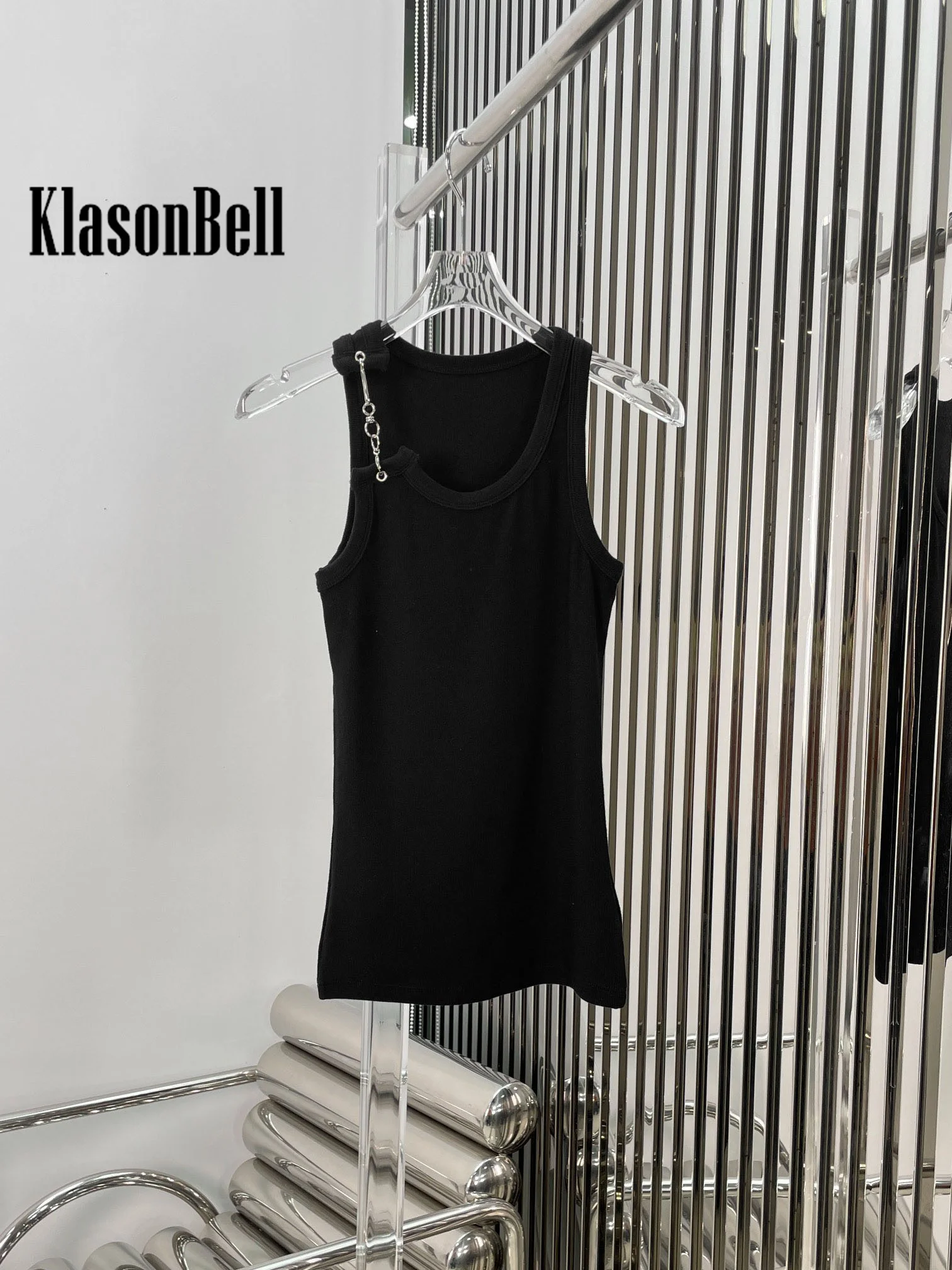 7.18 KlasonBell Women Fashion Metal Chain Decoration Spaghetti Strap Camis O-Neck Knit Slim Subcoating Tank Top