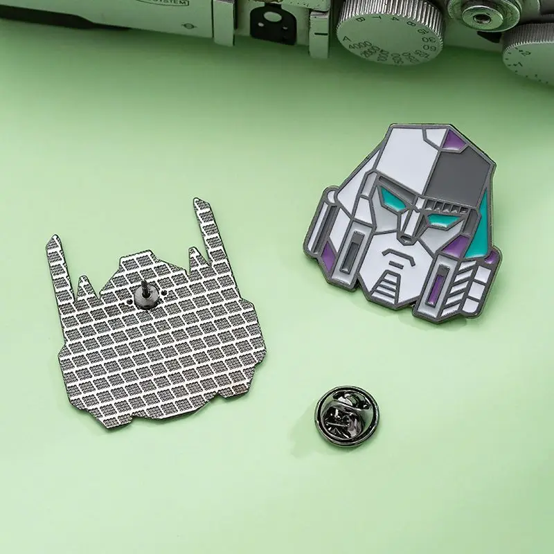 3 ชิ้น/เซ็ต Transformation เข็มกลัด Bumblebee อุปกรณ์ต่อพ่วงป้ายโลหะอะนิเมะการ์ตูน Badge นักเรียนกระเป๋าเป้สะพายหลังอุปกรณ์ตกแต่งของขวัญ