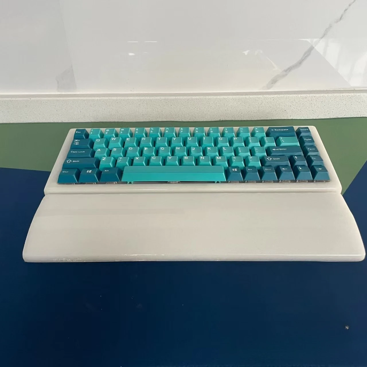 68key Jade Stone Mechanical Keyboard Kit CNC Natural Marble Case Glazing Process Hot Swap Single Mode RGB Wired 68 Keyboards