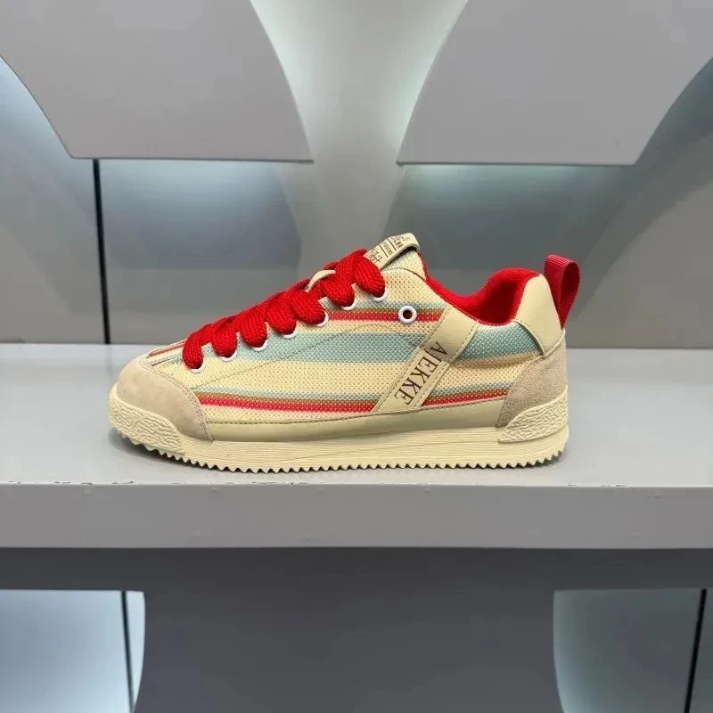 

New Men Casual Sneakers Hollow Mesh Breathable Low Top Flexible Rubber Sole Non Slip Comfort Daily Outdoor StreetWalkingFootwear