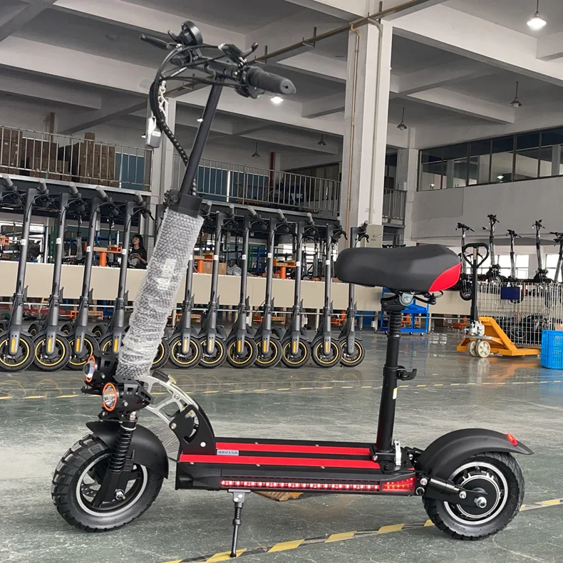 

European overseas warehouse electric scooter folding mini small electric vehicle adult scooter small electric scooter
