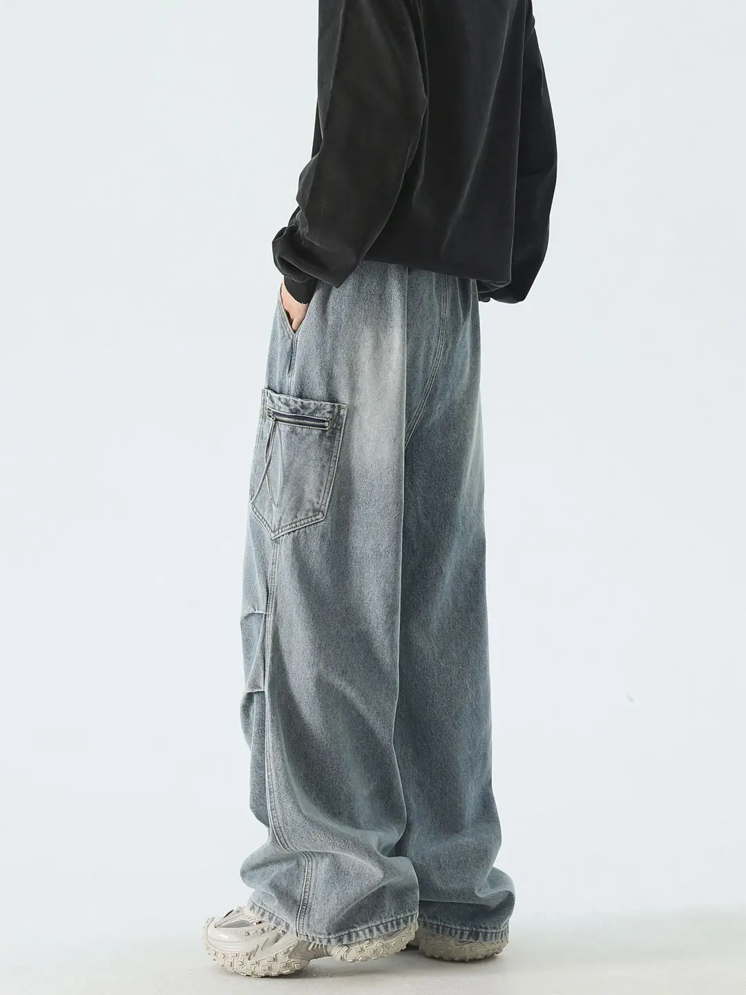 Jeans in denim lavato con gamba dritta dal design retrò americano con tasche grandi per uomo e donna, pantaloni casual larghi da strada di tendenza hiphop