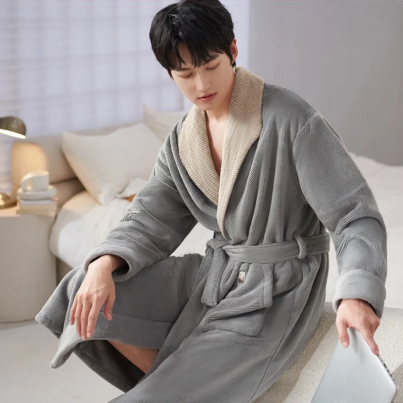 

Autumn Winter Bathrobe Men Warm Flannel Sleep Top Kimono Robes For Male Coral Velvet Robes Long Bath Robe Bride Robe Dress Gown