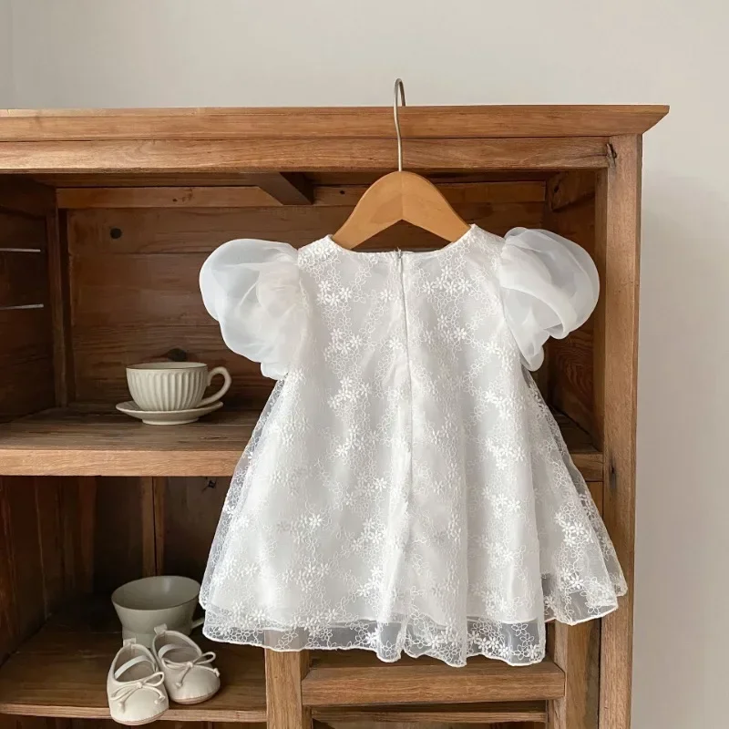 New Summer Infant Baby Girls Dresses Round Collar Short Sleeves Solid Color Lace White Princess Dresses H7009