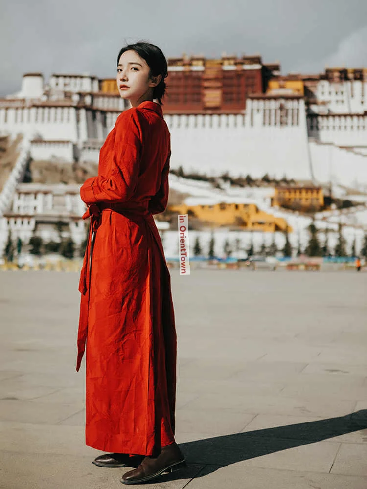 الأحمر التبتية التقليدية رداء ازياء الربيع الصيف الإناث بولا رداء Xizang صورة لاسا الأداء السياحي الملابس TP068