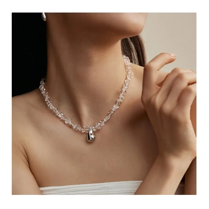 

Qingdao Jewelry Women's High-end Long Crystal Necklace Women's Light Luxury Niche Design Fashion New Products