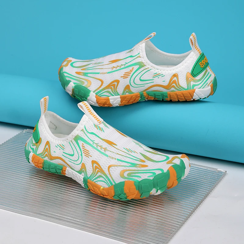 소년 소녀 아쿠아 신발 어린이 빠른 건조 운동화 배수 디자인 하이킹 와타리 물 신발 어린이 메쉬 수영 해변 맨발