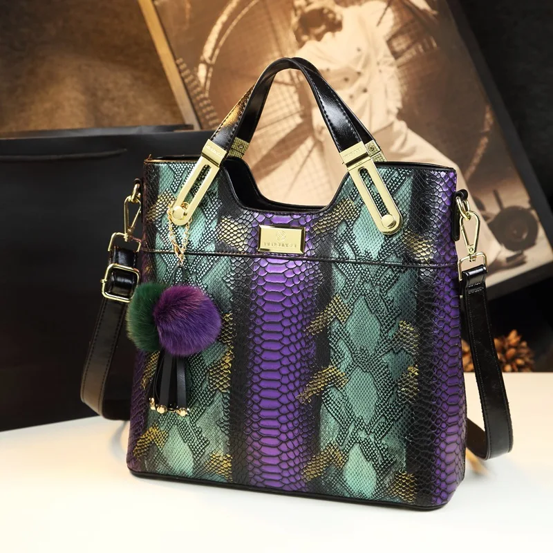 Nowe mody serpentynowe torebki damskie europejski Design Pu skórzane damskie torby na ramię kobieta dziewczyna marka luksusowa torba Crossbody — zdjęcie 5