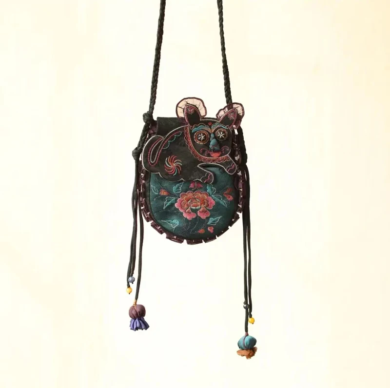 TOP Double-sided embroidery Designer bag Summer Silk hemp handmade bags Vintage Crossbody bag mobile phone bags