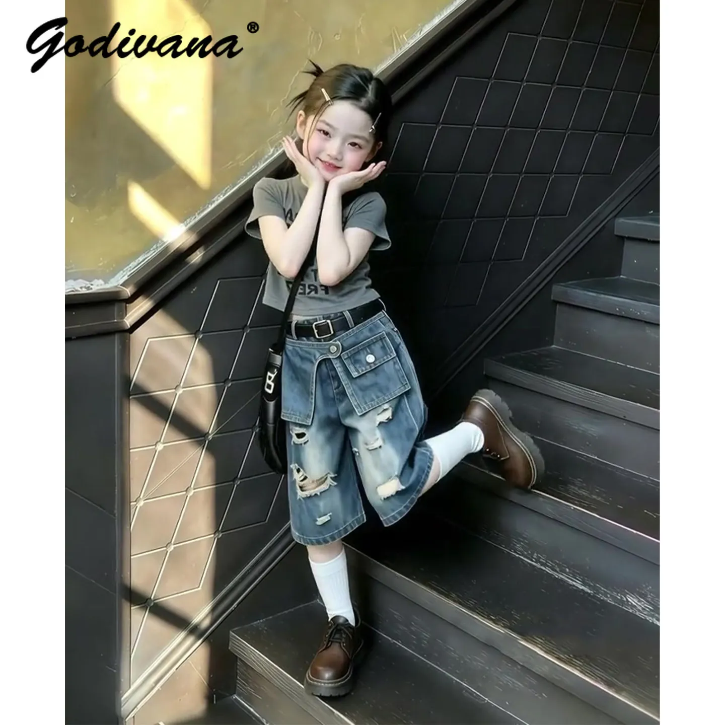 Teens Girls Summer New Thin Jeans Set Gray Short Sleeve T-shirt and Chic Distressed Loose Fit Denim Shorts with Crotch Detail