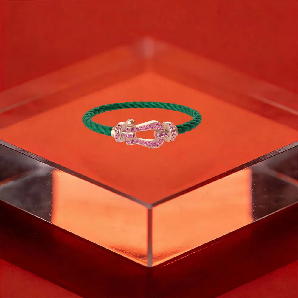 

2026 High-Quality Classic Large Size Red Diamond Bracelet - Suitable for Daily Wearing