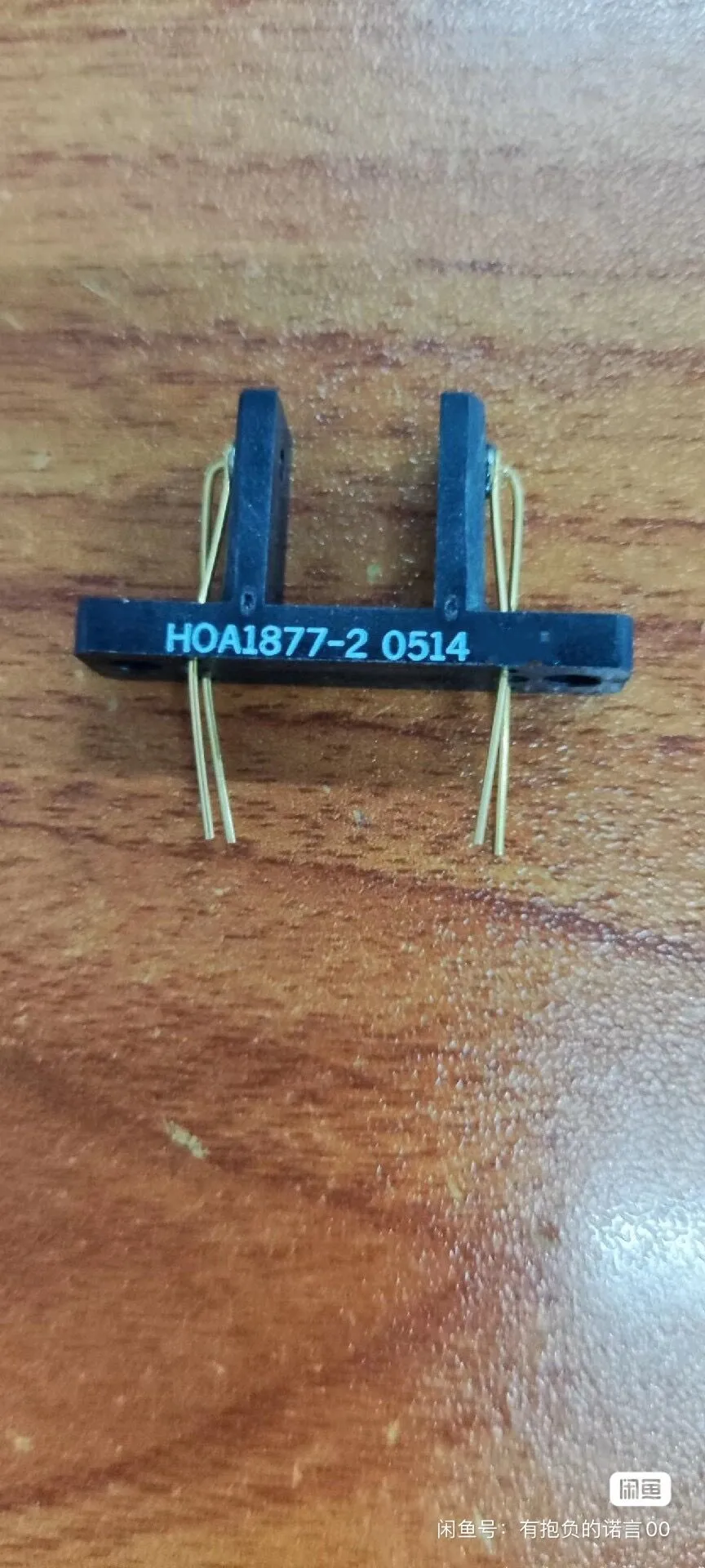 

5pcs New Original 100% quality HOA1877 HOA1877-002 HOA1877-2 Series transmissive Optoschmitt Sensor ，Transistor Output，Plastic