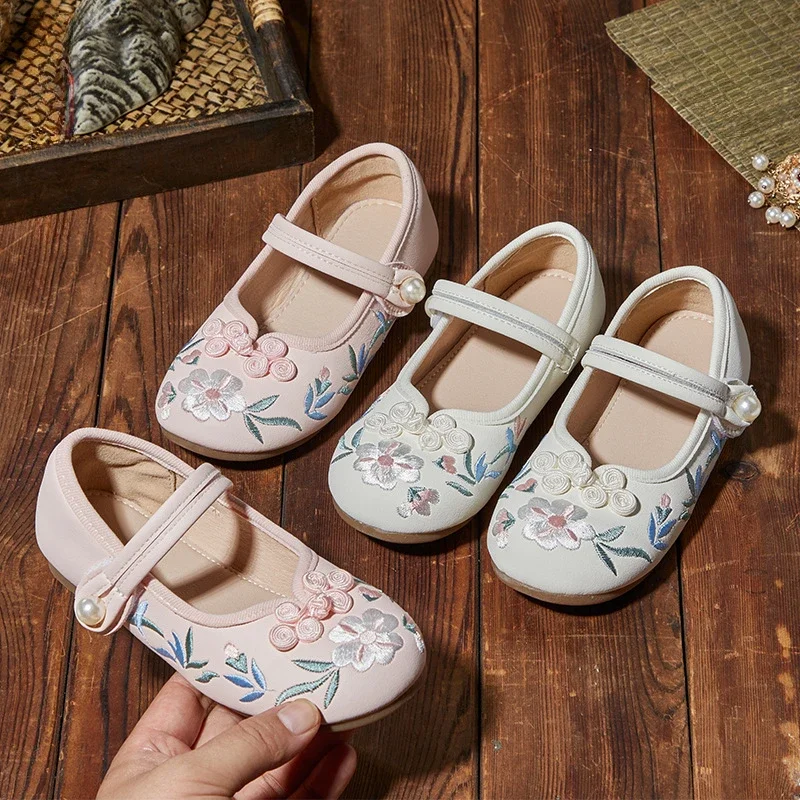 Children Hanfu Flat Shoes Kids Traditional Chinese Style Girls Fashion Shoes Handmad Embroidered Princess Ancient Costume Shoes