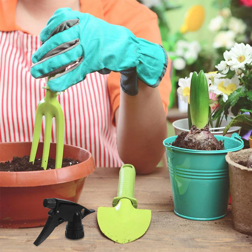 

6Pcs Plastic Watering Nozzle for Plants Even Spray Distribution Thickened Sprinkler Head Replacement Garden Irrigation Accessory