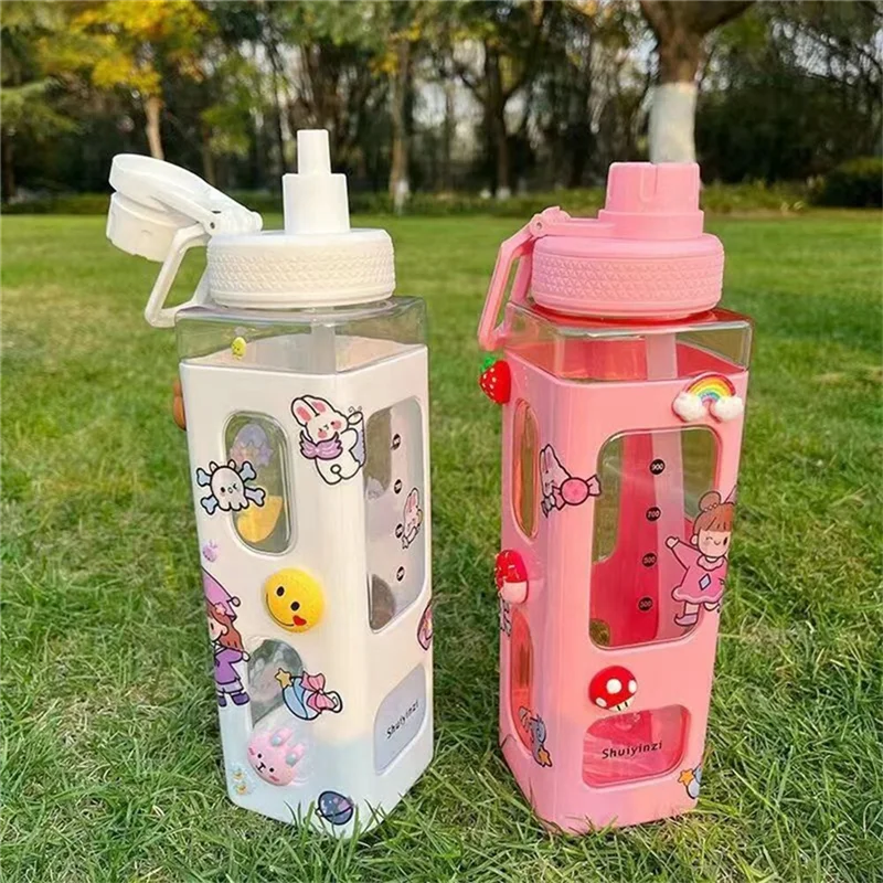 A44F-Kawaii botella de agua con pajita 3D lindo oso pegatina libre plástico cuadrado Sippy taza portátil Drinkware 700Ml
