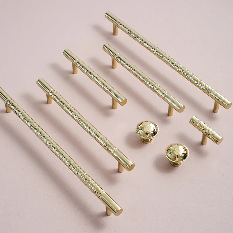 

Мебельная ручка Т-образная дверца шкафа, золотые твердые латунные ручки-молотки, ручка ящика для ванной комнаты, кухонного шкафа, отделка винного шкафа