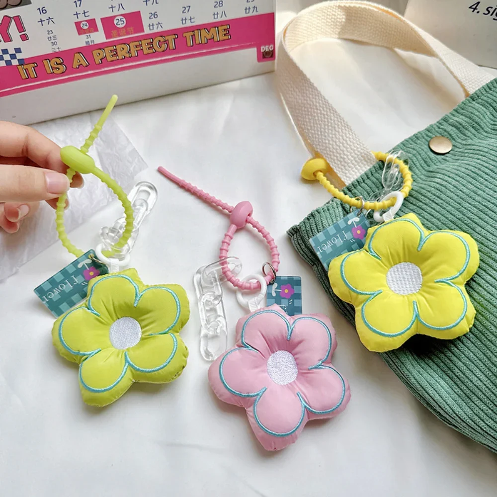 1Pc Flower Fabric Keychain Pendant Bag Charm Flower Accessories Handbag Ornaments Cute Lanyard Car Key Chain Bag Accessories