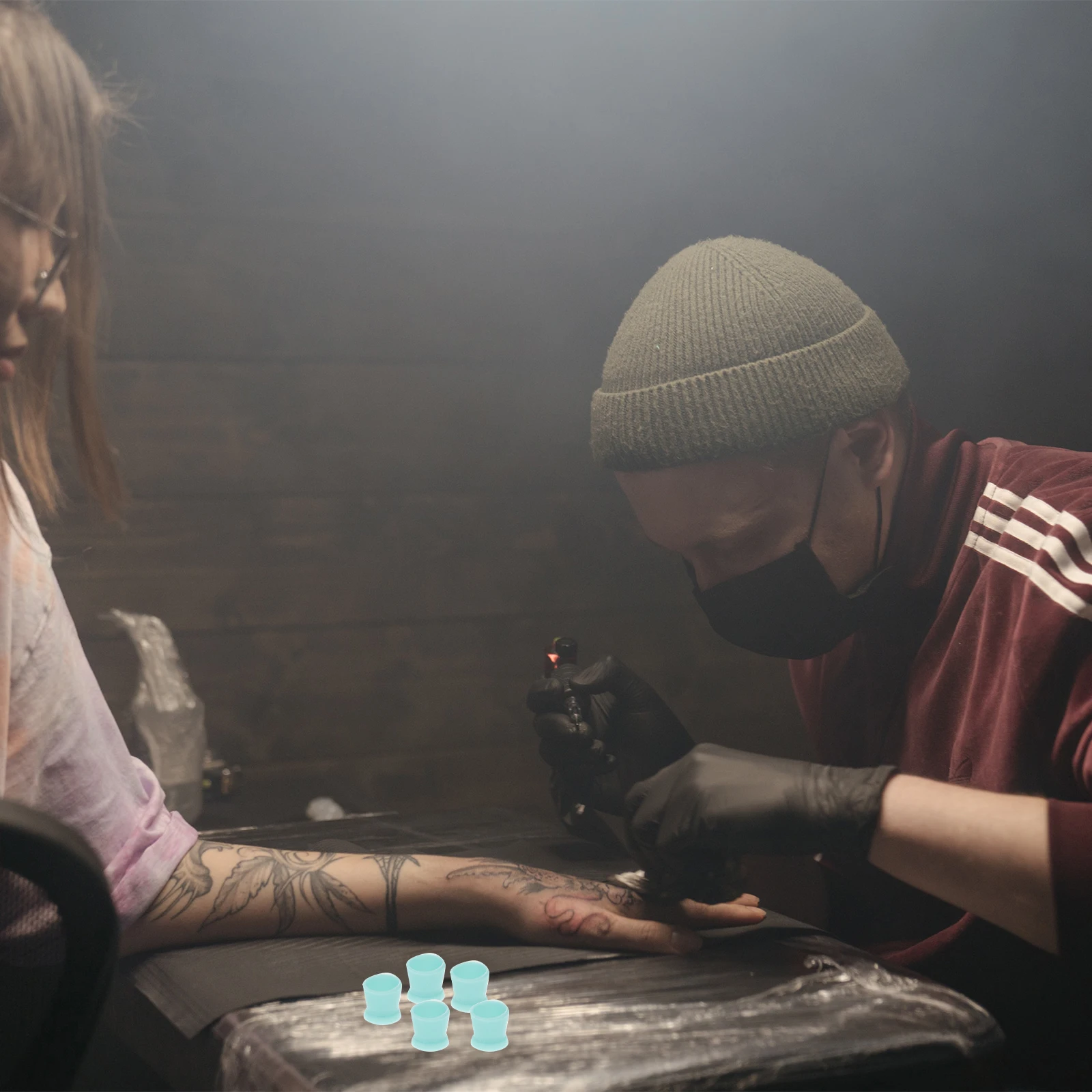 

300pcs Silicone Tattoos Ink Cups Disposable Pigment Holders Durable Flat Base For Microblading Beauty Salon Home Use Blue